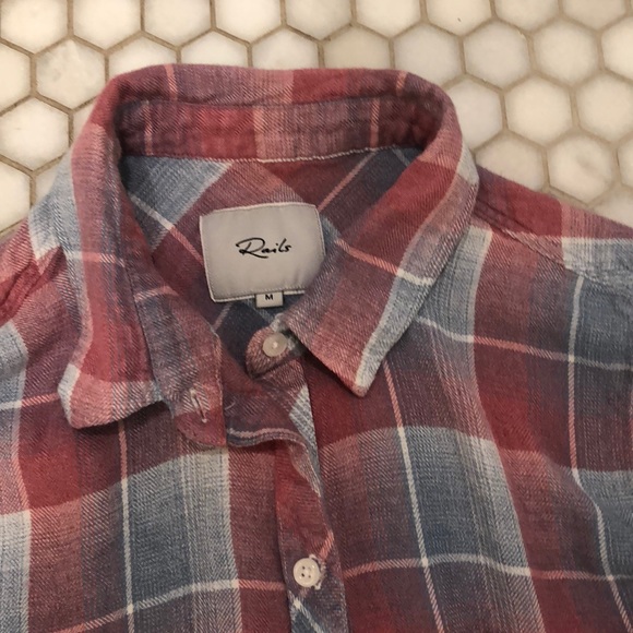 Rails plaid shirt- Almost BRAND NEW. - Picture 2 of 3